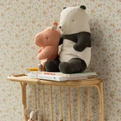 Medium Panda
