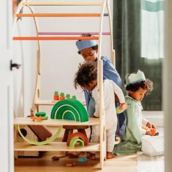 Rainbow Waldorf Playstand
